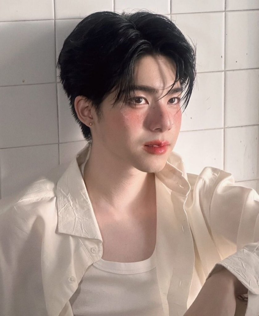 linjujuu's tweet image. their visual chemistry is INSANE 

#NETJJ #netsiraphop #jj_rcp