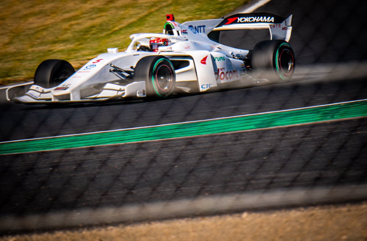 LWlmjpz's tweet image. 瑶子女王杯 2025年 全日本スーパーフォーミュラ選手権 Rd.10戦・11戦・12戦
第24回JAF鈴鹿グランプリ

DOCOMO TEAM DANDELION RACING
No.5 牧野 任祐選手
#SFormula #dandelionracing