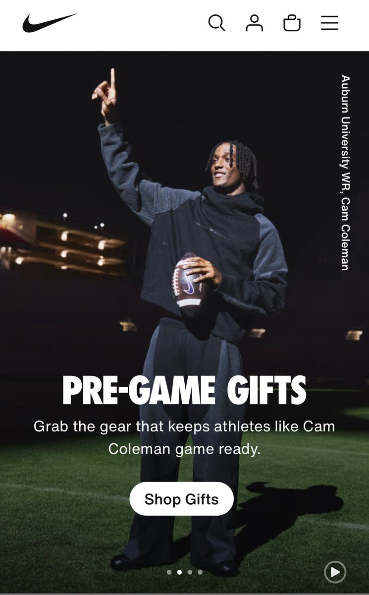 TaylorKorn_'s tweet image. cover of the Nike website right now