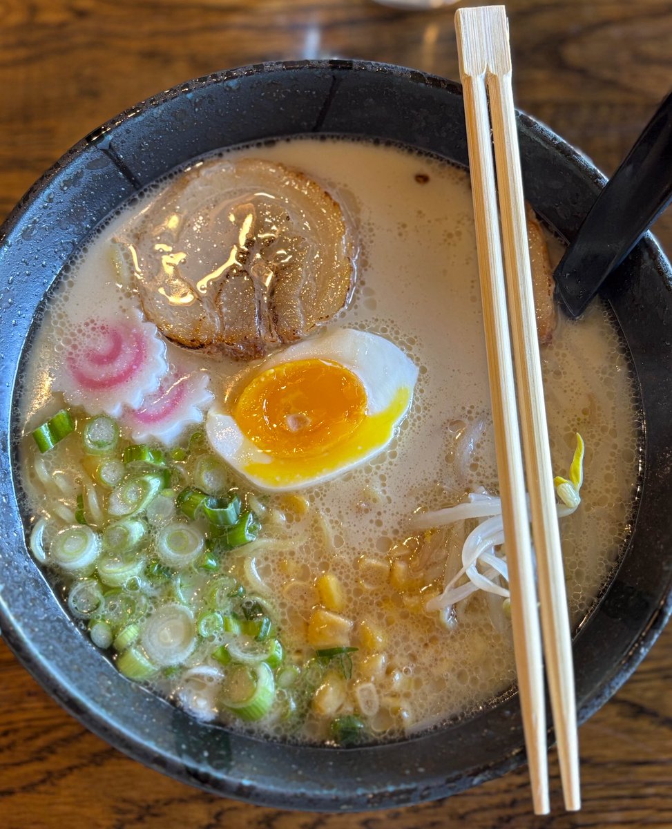 AurandDetroit's tweet photo. Visited a local ramen spot, Hotaru, and enjoyed a GREAT bowl of Tonkatsu! Definitely worth a visit #Detroit #DetroitFood #localgemoc #advantageoak #visitdetroit https://t.co/42jaOS0ucg