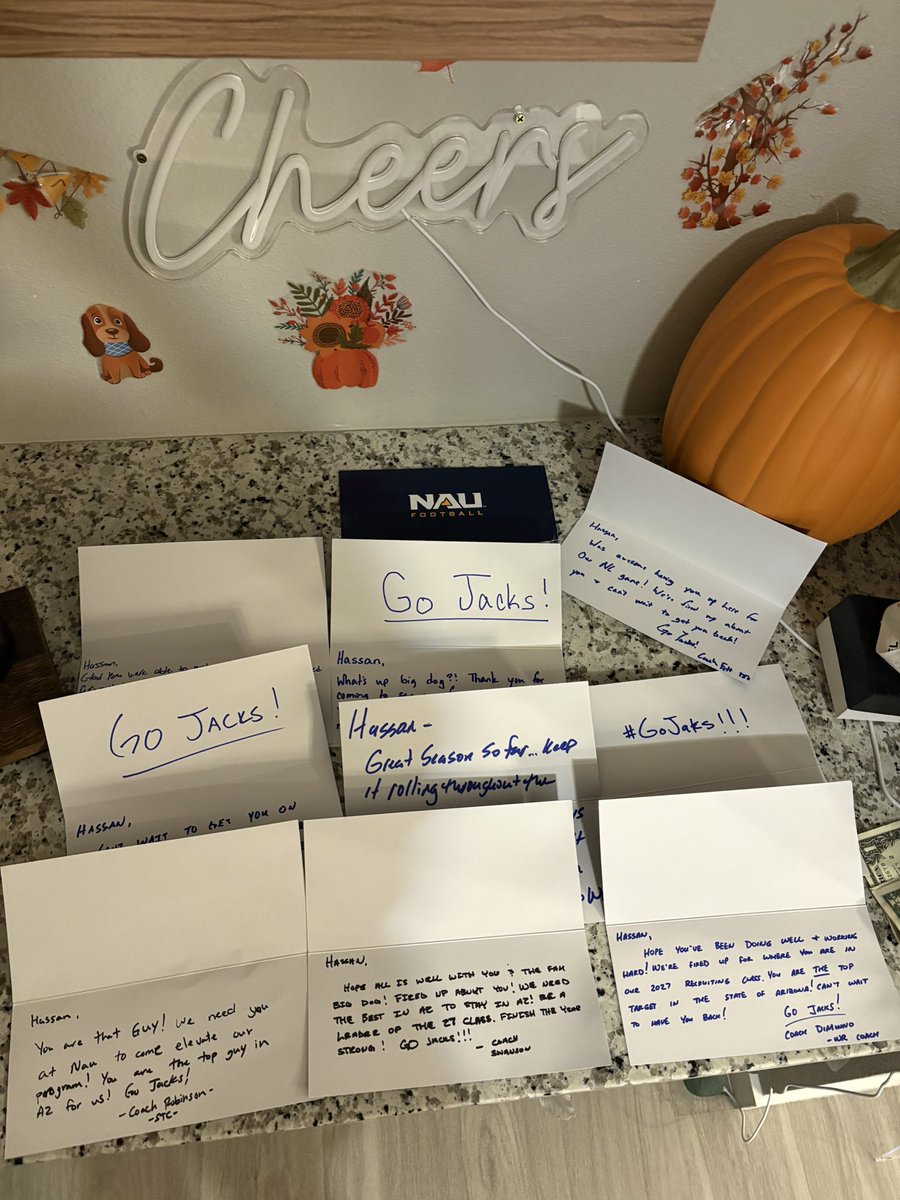 SmithHassan10's tweet image. I apreciate all the love from @NAU_Football !!!! I would love to be back in flagstaff!🪓@NAUFBRecruiting