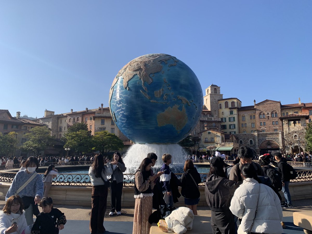 uuu_38m's tweet photo. ・ディズニーシー（22年ぶり2回目） https://t.co/DXXySsisSt