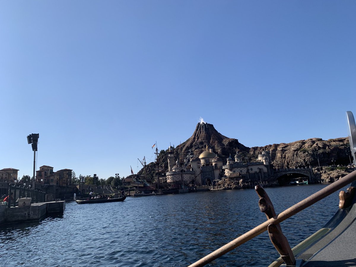 uuu_38m's tweet photo. ・ディズニーシー（22年ぶり2回目） https://t.co/DXXySsisSt