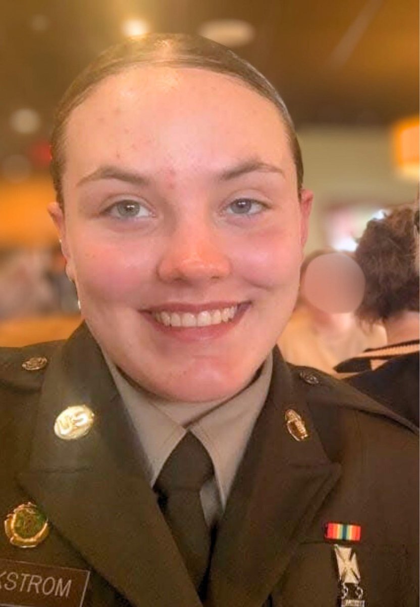 ChiefNGB's tweet image. We are heartbroken to learn Spc. Sarah Beckstrom, one of our West Virginia National Guard heroes who was viciously attacked while defending our Nation and our freedoms, has died from her wounds. 

Our deepest condolences go out to Spc. Beckstrom’s family and friends. Our hearts,…