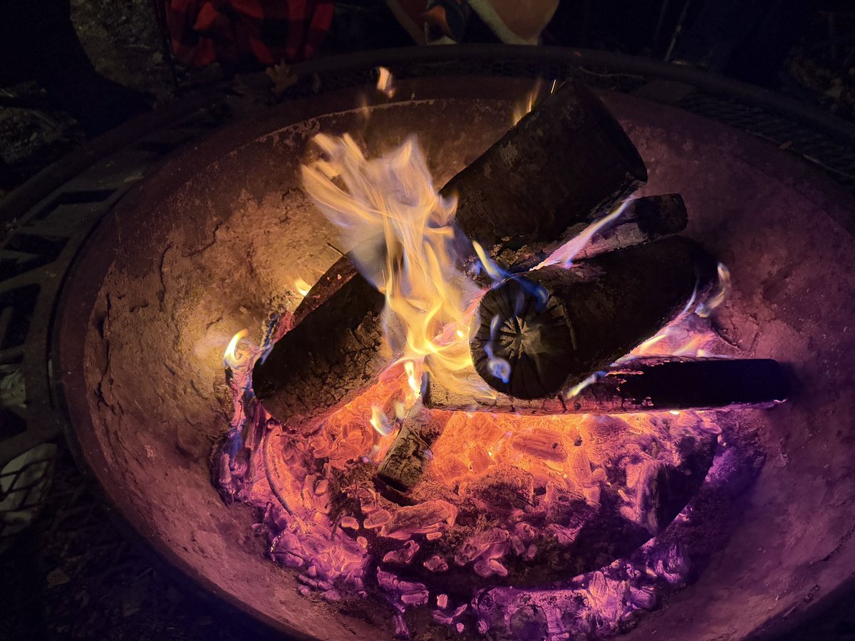 Aggiemundo's tweet image. 24 hours, and the burning desire is heating up…. BTHO t.u.!!!!