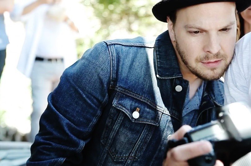 .<a href="/GavinDeGraw/">Gavin DeGraw</a> 
📷: James Minchin