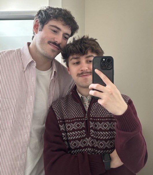 kyle4prezident's tweet image. first thanksgiving together 💌