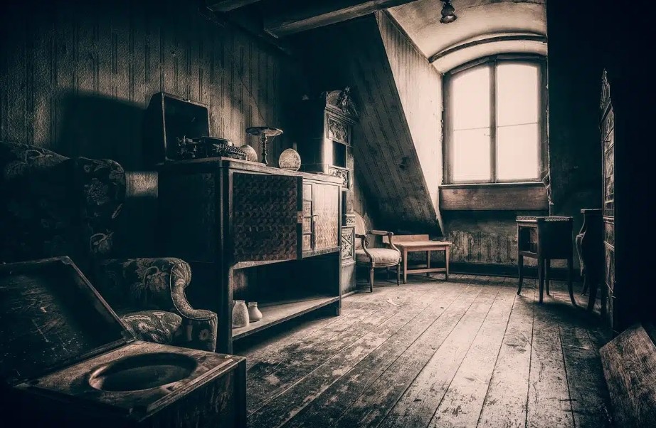 aunapalabra's tweet image. Han tomado mi mano extraños, juntos hemos corrido para ponernos a salvo del peligro; también han soltado mi mano frente al dolor, la enfermedad y el caos quien dejé asomarse a los recovecos de mi alma.  
La diferencia no la sé

Corazón,  esencia o compasión

Humanidad e ironía.