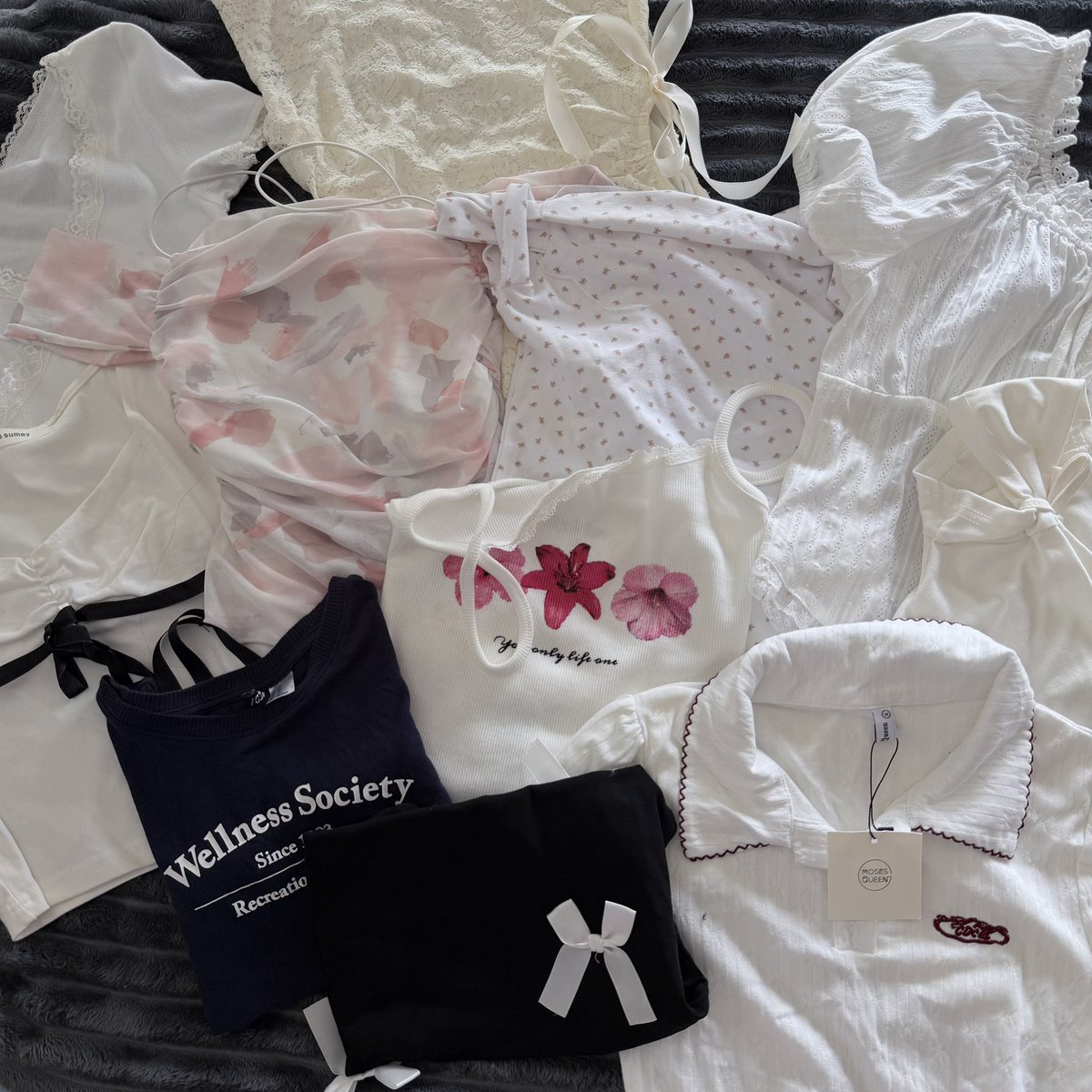 gwtnnlovrt's tweet image. ✄ #ส่งต่อเสื้อผ้า ka มีเยอะมากก
         𓆝 𓆟 𓆜 𓆞
✮ ราคาน่ารักๆๆ ปักเยอะลงเลยคับ

#เสื้อผ้าเวียดนาม #เสื้อผ้ามือ2 #ส่งต่อduex #ส่งต่อเสื้อผ้ามือสอง #ส่งต่อcintage #ส่งต่อbeming #ส่งต่อstylist  #ส่งต่อvghbkk #โล๊ะตู้เสื้อผ้า #stylistshop
#เสื้อผ้ามือสอง #cintageshop