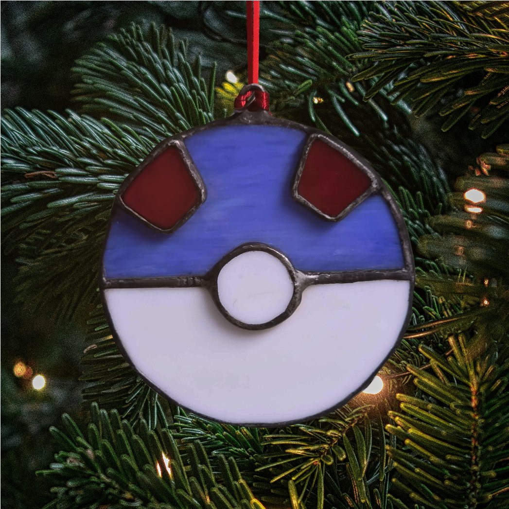 coldpunkcreate's tweet photo. Gotta catch 'em all!

👾Stained Glass Greatball Ornament👾 https://t.co/1CZgmpXjqy
