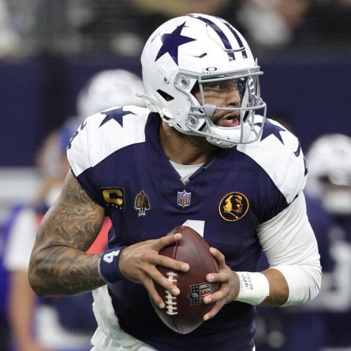 big_business_'s tweet image. Dak Prescott today:

27/39  
320 PASSING YDS 
2 TD’S 
1 INT 
100.4 QB RATING
