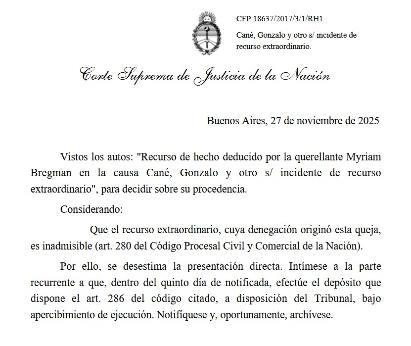 myriambregman's tweet image. LA CORTE SUPREMA AVALA EL ESPIONAJE ILEGAL

Lo hace en la causa en la que denunciamos el espionaje que se llevó adelante mientras Santiago Maldonado estaba desaparecido.

La Corte Suprema, haciendo uso abusivo del art. 280, se saca la causa de encima. Le hace una ofrenda a…