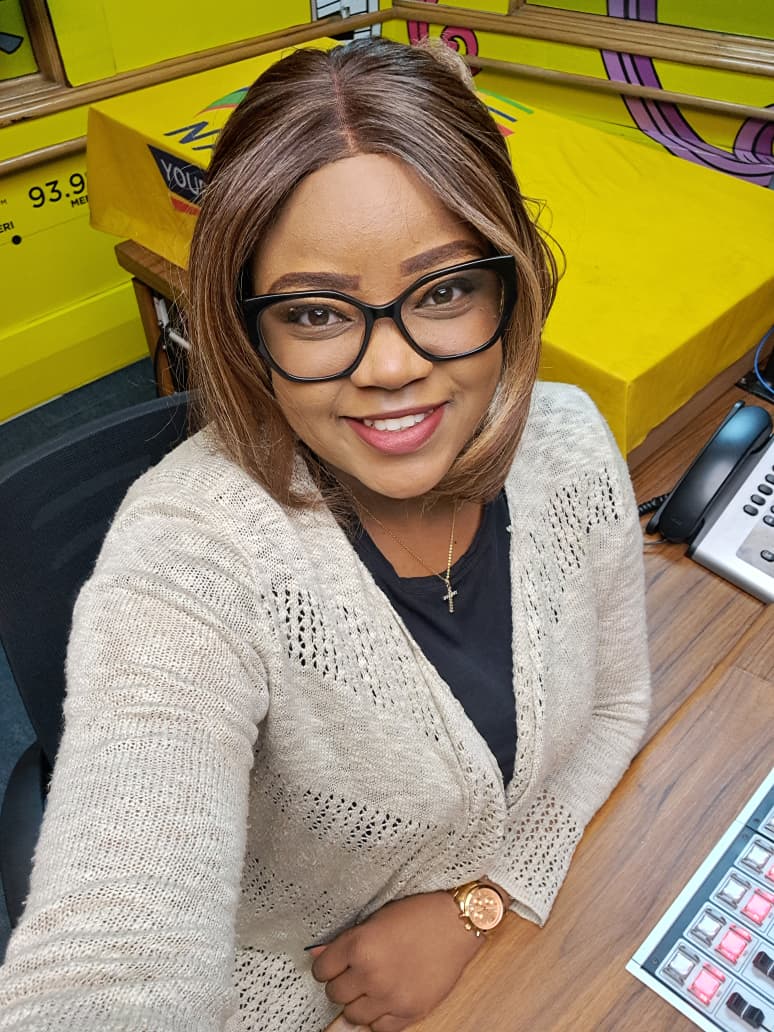 It’s the last Friday of November, and #PraiseBreakOnNationFM with <a href="/KoinangeBarbra/">Barbra Koinange</a> is here to lift your spirit higher. Let’s give thanks🙌