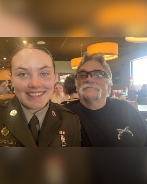 GuntherEagleman's tweet image. Pray for her father and family 🙏