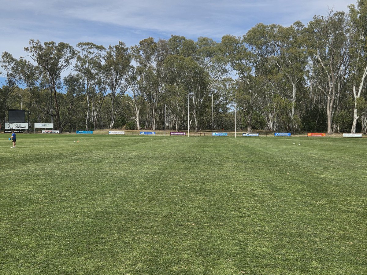 Training at Corowa Oval. Noting the <a href="/Richmond_FC/">Richmond FC 🐯</a> connection. #gotiges