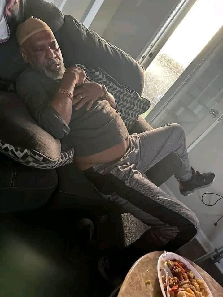 How my plate got me😩😂😂😂😂