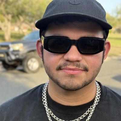 ryanmr2000's tweet image. #NewProfilePic