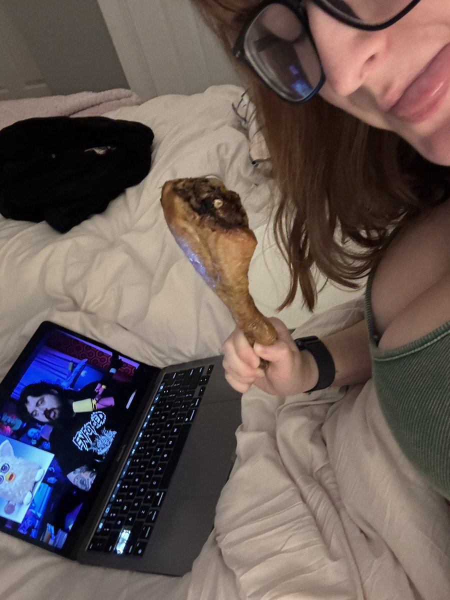 katey🐊 tweet media