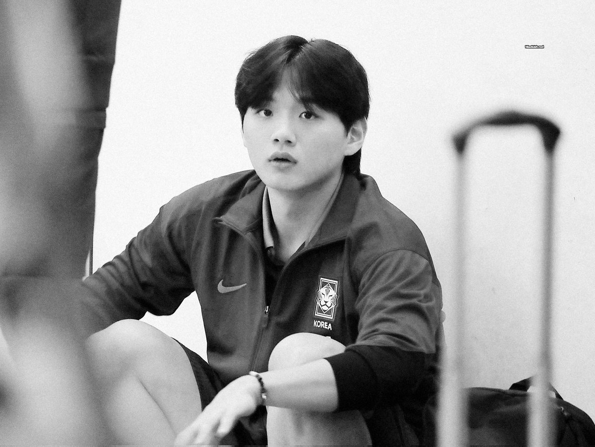 도윤슨배님 보시고 모두 화이팅 ~~🖤❤️