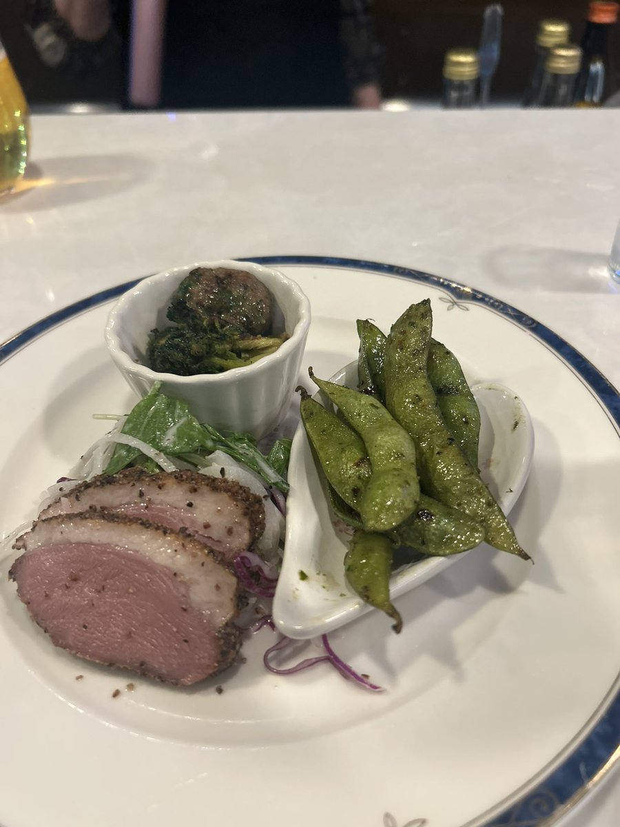 yokoduna_vn's tweet image. 今日から週末は緊急対応
ノーアルコールの日が続きます！

昨夜は飲み溜め？してきましたww

エスペランサの明るい
さちこママ

#エスペランサ宇都宮