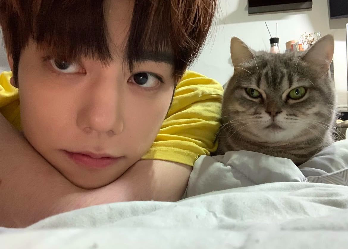 chill_12_'s tweet image. 후니 금요일도 화이팅ଘ(´•3•)⊃━☆