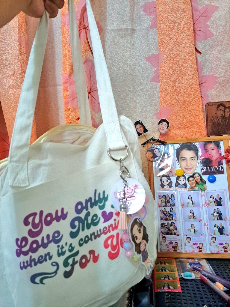 My bag for today and the charms✨️

Will update soon sa mga gustong mag order ng Geri Ann keychain.
Sobrang busy talaga lately, kaya madalang nalang sa pagpa fangirl. Miss you #DonBelle big time🫶🏻