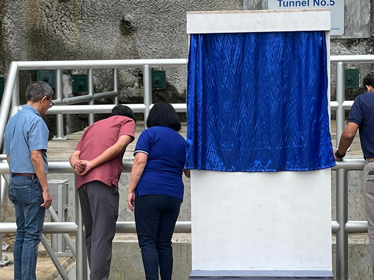 PIA_RIII's tweet image. TINGNAN: Pinangunahan ni Pangulong Ferdinand R. Marcos Jr ang inagurasyon ng Angat Water Transmission Improvement Project Tunnel No. 5 ng Metropolitan Waterworks and Sewerage System (MWSS) na naglalayong masiguro ang suplay ng tubig sa Metro Manila at lalawigan ng Bulacan.