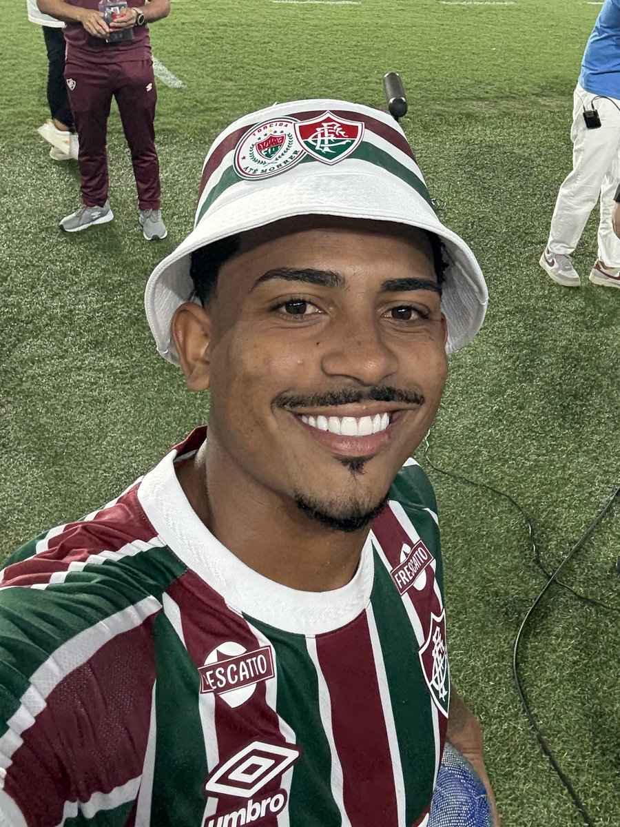 FluminenseFC's tweet image. John Kennedy. Maracanã. Fluminense de volta à @LibertadoresBR . 😍🐻