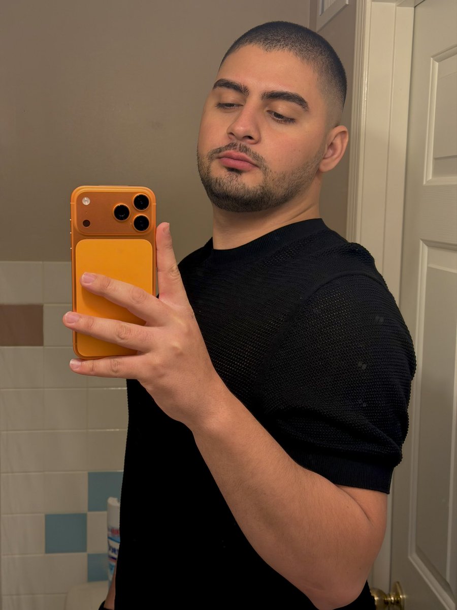 barsikh1's tweet image. :)