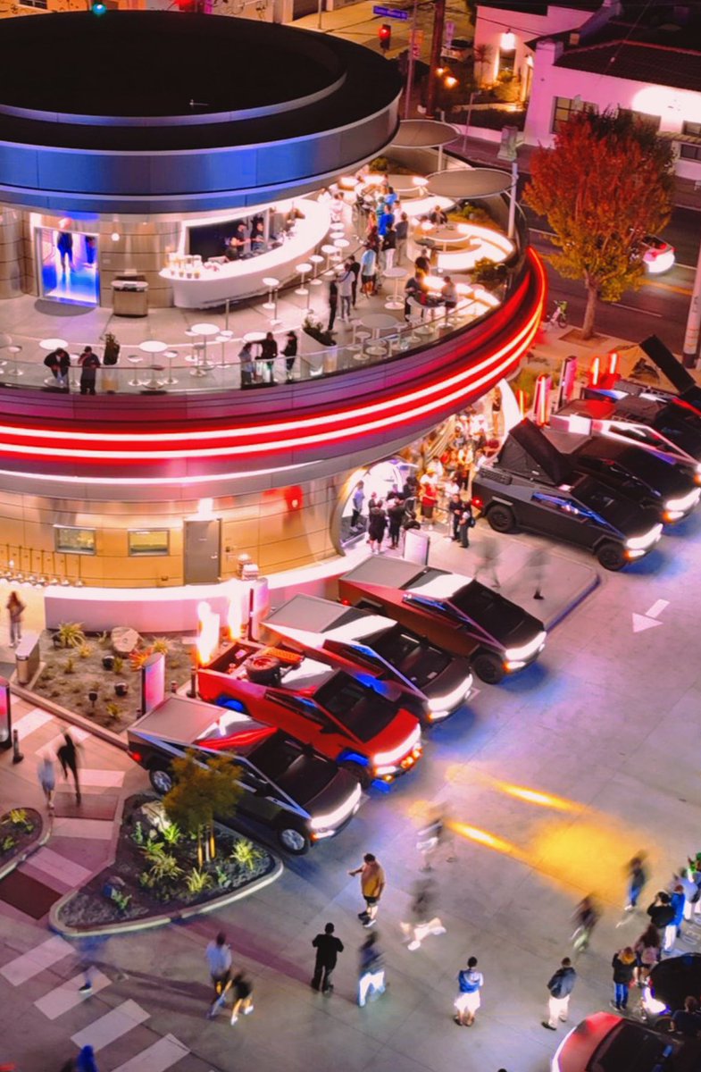 Tesla Diner is a work of art and an act of love for all of us by Tesla ⚡️