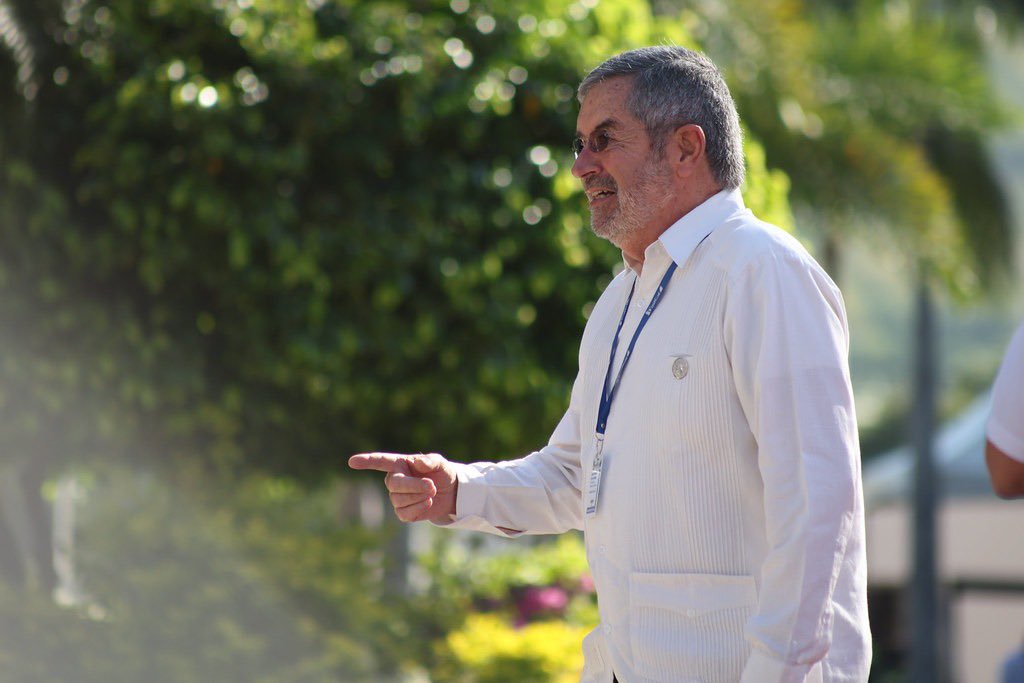 🚨Juan Ramón de la Fuente pide licencia temporal.

El canciller solicitó ausentarse por motivos de salud, en su lugar, Roberto Velasco quedará como encargado de despacho en la Secretaría de Relaciones Exteriores.

Óscar Zúñiga vía <a href="/Radio_Formula/">Grupo Fórmula</a>.