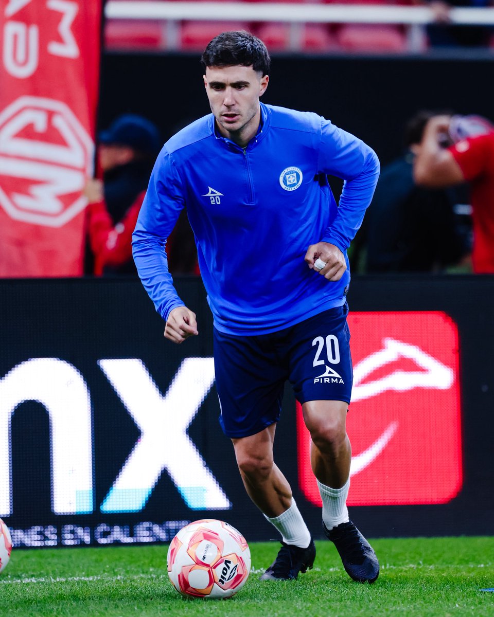 CruzAzul's tweet photo. ESTAMOS LISTOS 💙🚂🔥 https://t.co/mIo5WT21UZ