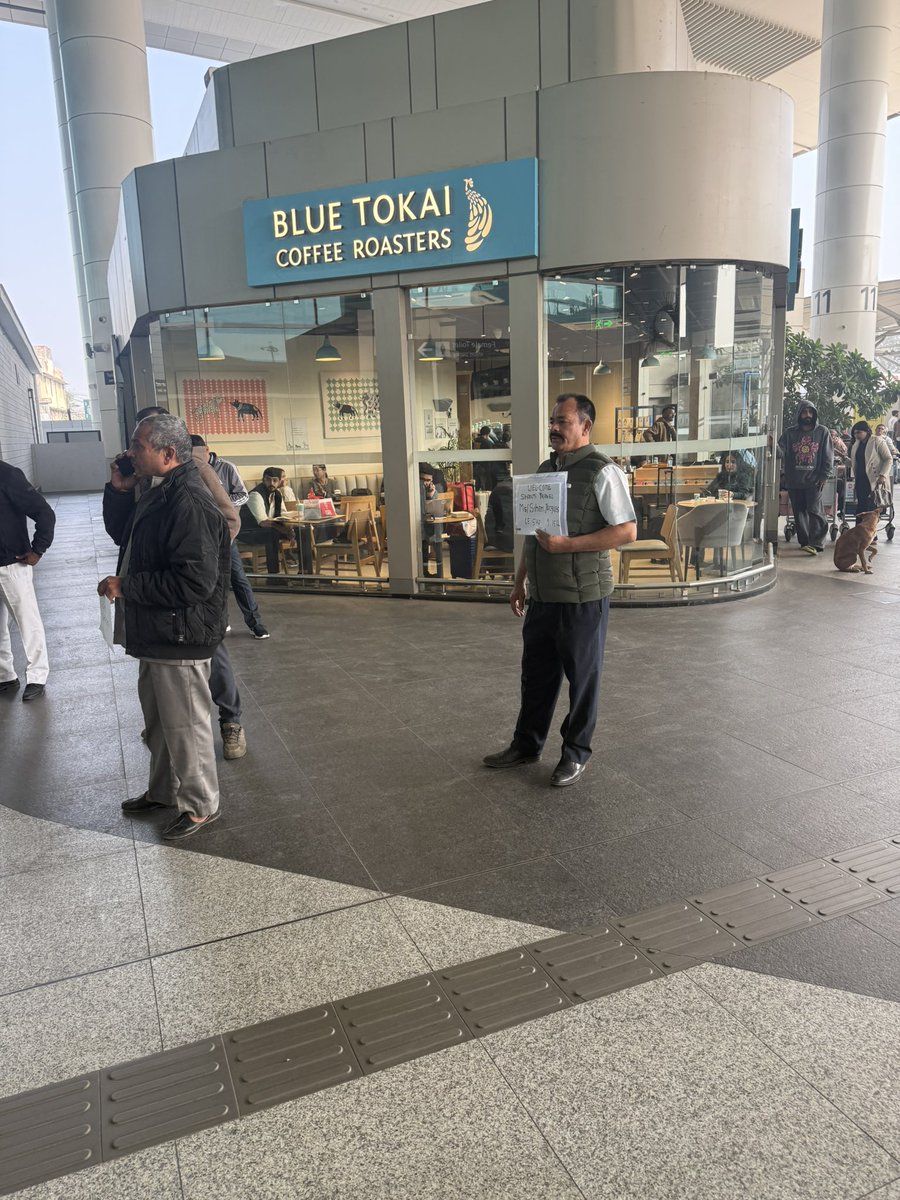 OverthinkKaAdda's tweet image. Hey @BlueTokaiCoffee, when Ahmedabad getting its turn?