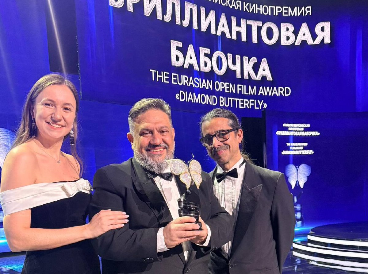 engerlycueva06's tweet image. Película venezolana «Alí Primera» recibe Premio «Mariposa de Diamantes»

&quot;Este nuevo premio cinematográfico está diseñado para películas que preservan la cultura, la historia y las tradiciones de sus países y promueven valores no materiales&quot;.

#Venezuela #ALiPrimera #Premios…