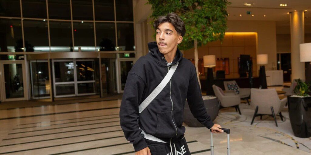 nlsportnieuwsnl's tweet image. Ajax-uitblinker moet kiezen uit twee landen: ‘Alleen hij kan deze keuze maken’ - #Ajax #AFCAjax #WijZijnAjax #JohanCruijffArena #Ajacied #AFC1900 #AjaxAmsterdam - NLSportnieuws.NL - buff.ly/Rs9X0Gw