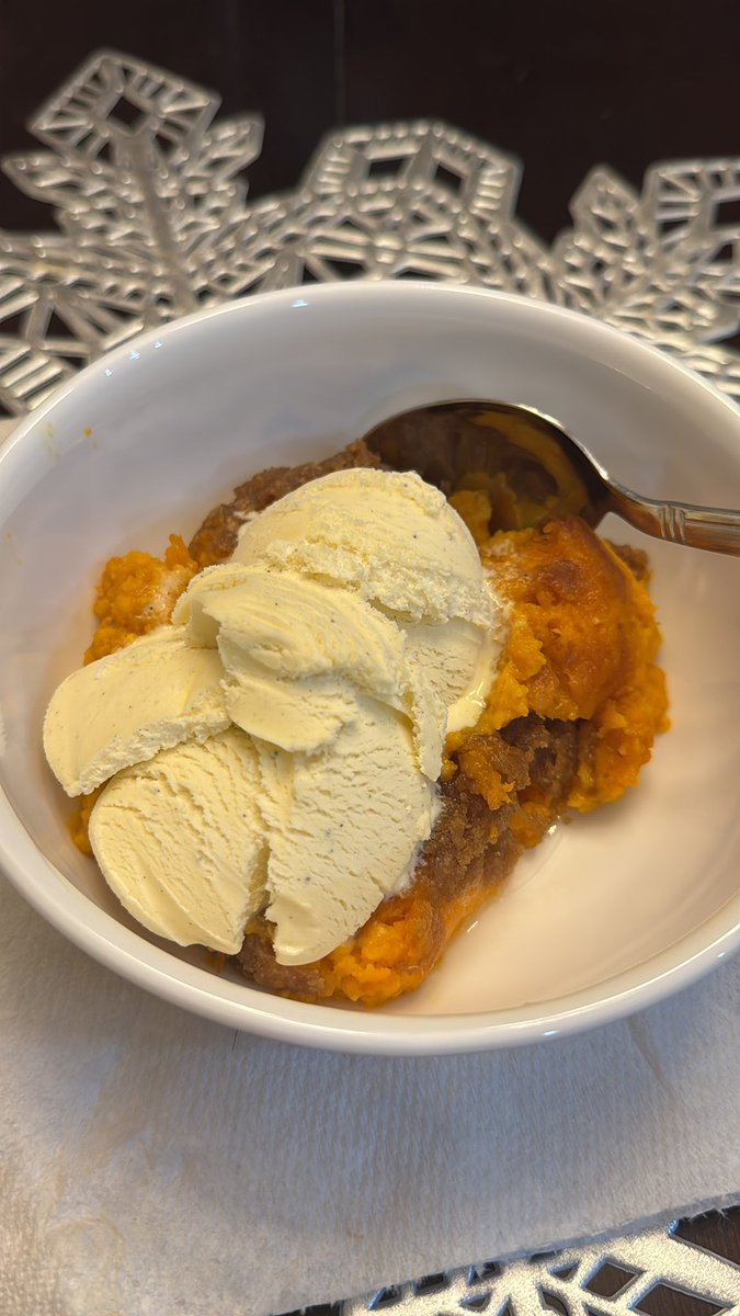 MrJoshuaYoder's tweet image. Wife made an amazing sweet potato casserole, topped with crispy brown sugar, and I added Vanilla Ice Cream.

Yum!