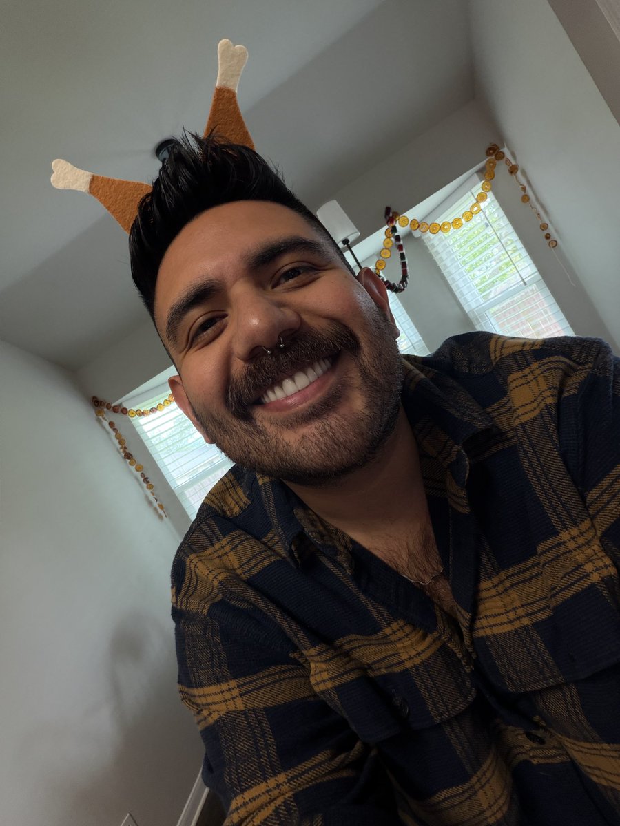 its___ff's tweet image. Happy Thanksgiving 🦃