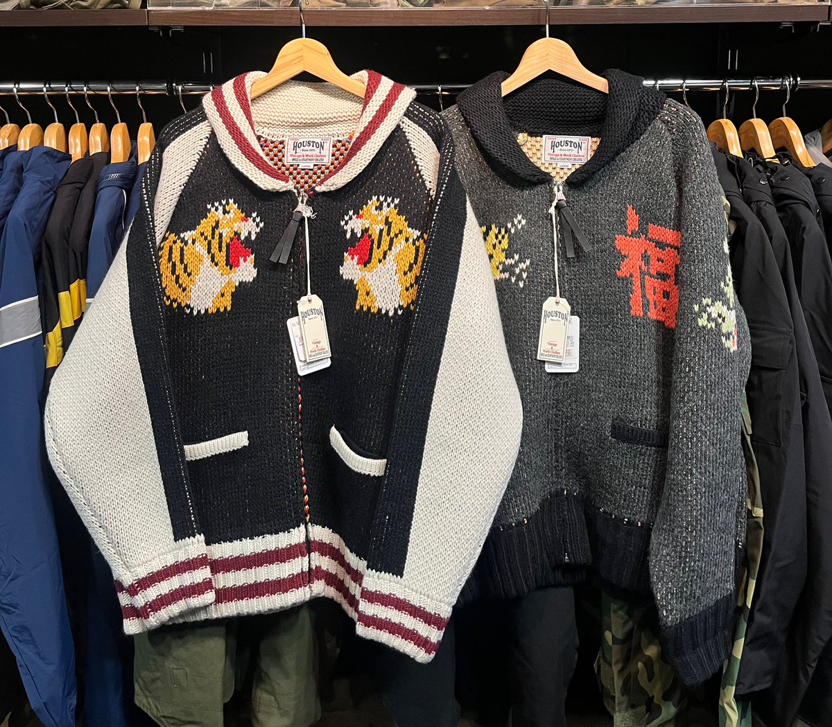 営業しております🈺 HOUSTON スーベニアカウチンセーター 只今30％OFF