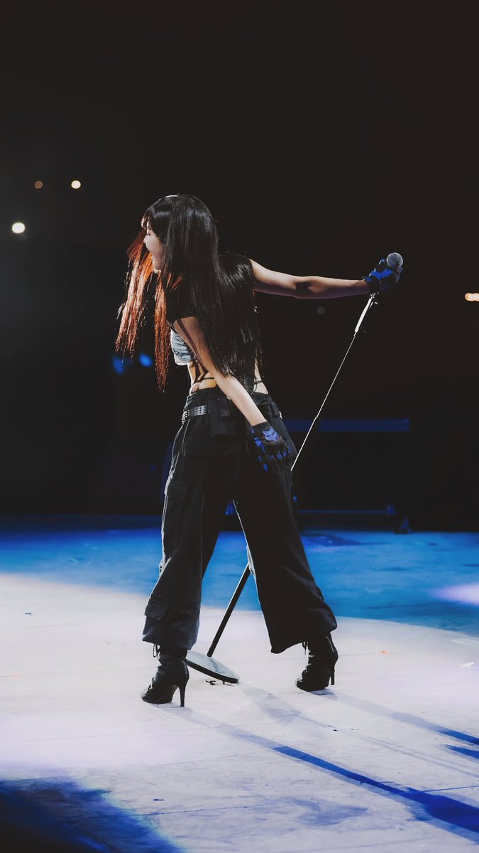 Forever owns the stage