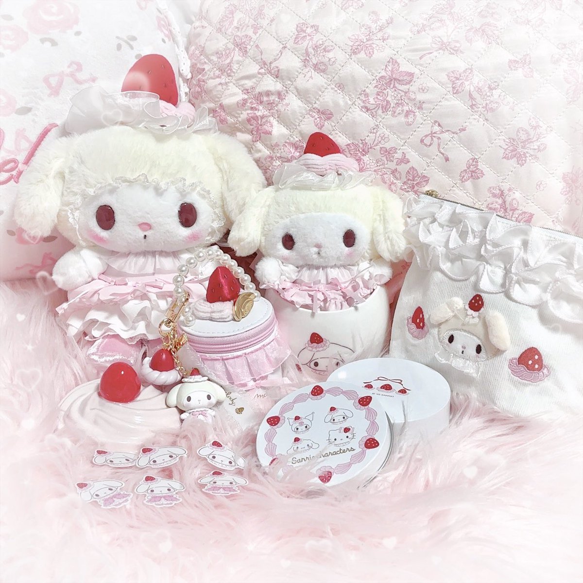 サンリオ　いちごホイップケーキ　マイメロディ　マイメロ マイメロディいちごホイップケーキデザインシリーズマスコット新品