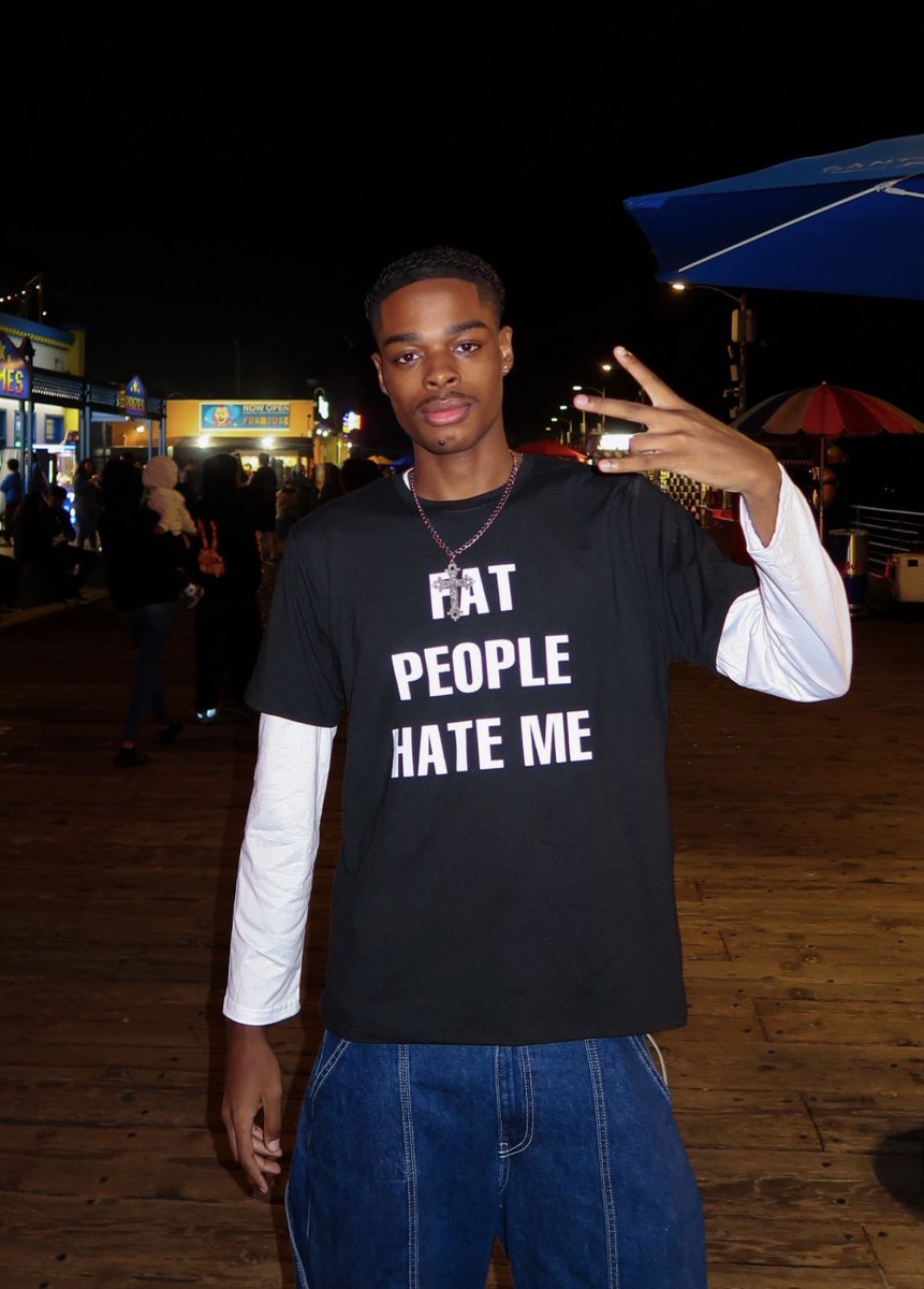 armignoo's tweet image. my fav shirt &amp;gt;&amp;gt;&amp;gt;