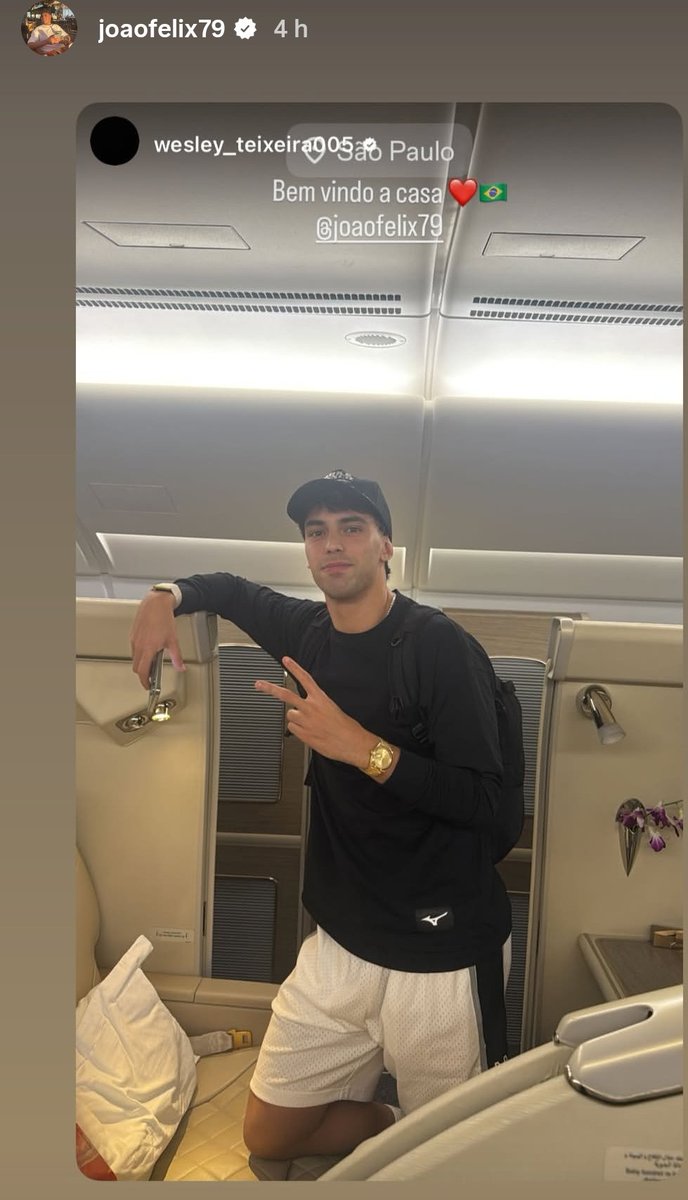 nico74940's tweet photo. Con esa verga llevame donde quieras João Félix 🤤 https://t.co/NNAsMQ99ej