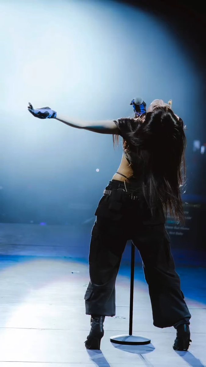 KSGUpdates's tweet image. 251122 Dream Concert Abu Dhabi

📸 Nichora Voorjans

#슬기 #SEULGI @RVsmtown