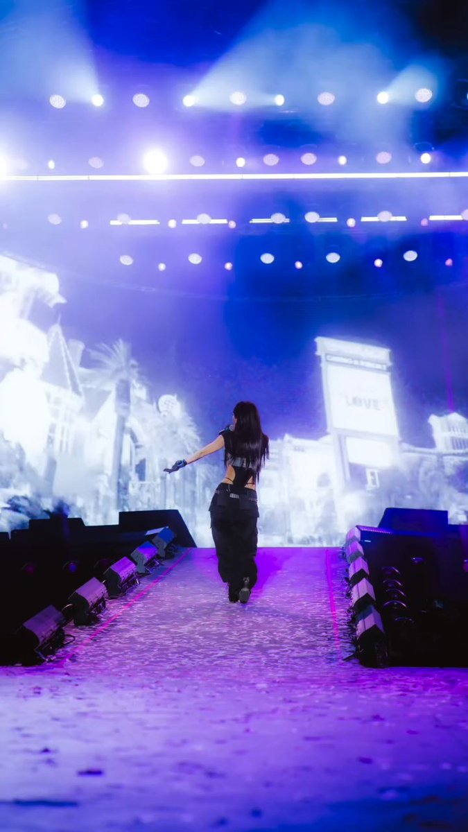 KSGUpdates's tweet image. 251122 Dream Concert Abu Dhabi

📸 Nichora Voorjans

#슬기 #SEULGI @RVsmtown