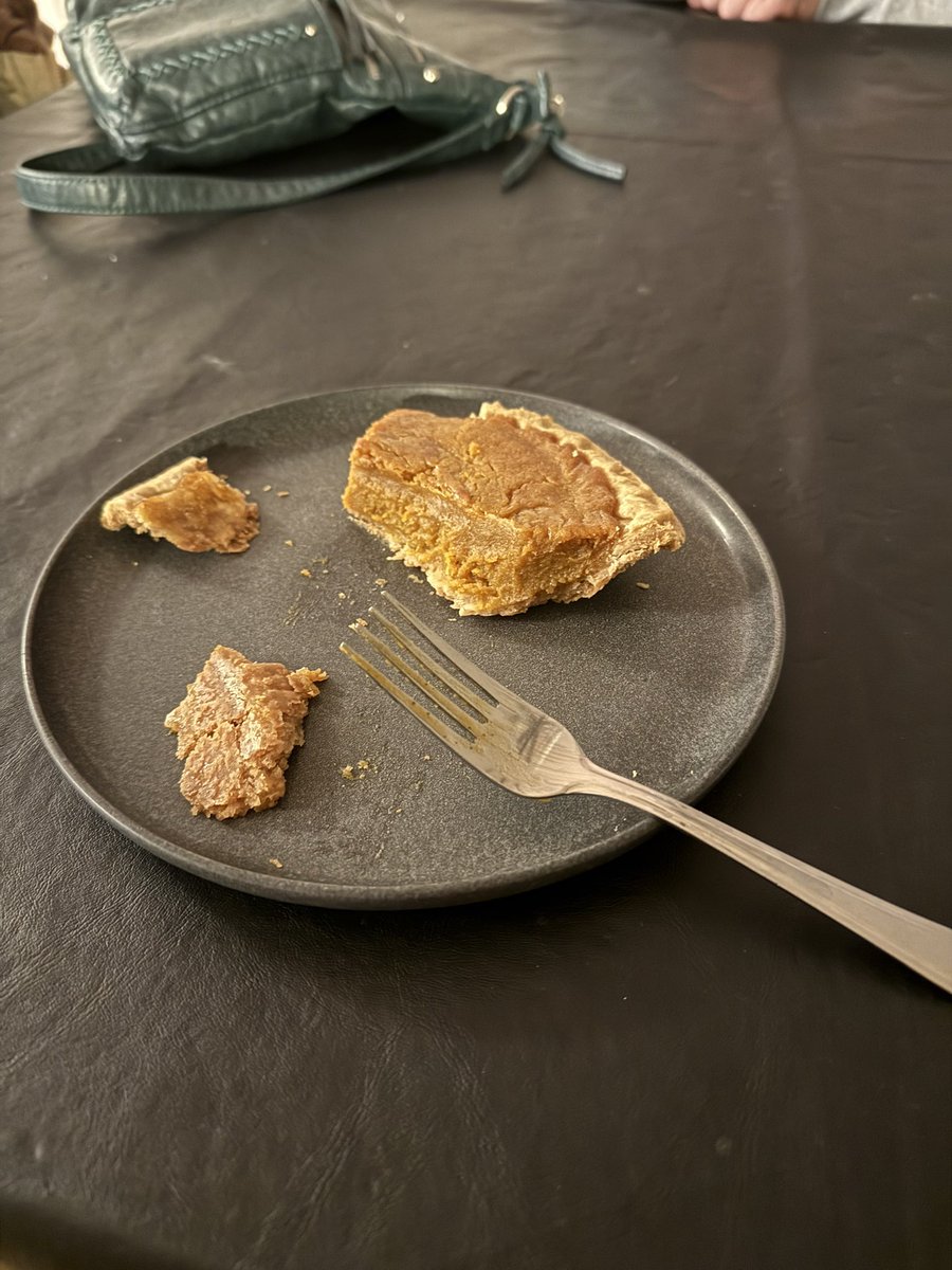 5280Keith's tweet image. CRUSHING this sweet potato pie!