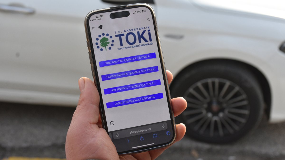 Dolandırıcıların yeni hedefi: TOKİ başvurusu! 

Erzurum’da Şehircilik Bakanlığı Toplu Konut İdaresi (TOKİ) Başkanlığının sosyal konut projesine başvuru yapmak isteyen 37 kişi, sahte sitelere girince dolandırıcılara bir milyon 223 bin 307 lira kaptırdı.

turkiyegazetesi.com.tr/3-sayfa/doland…