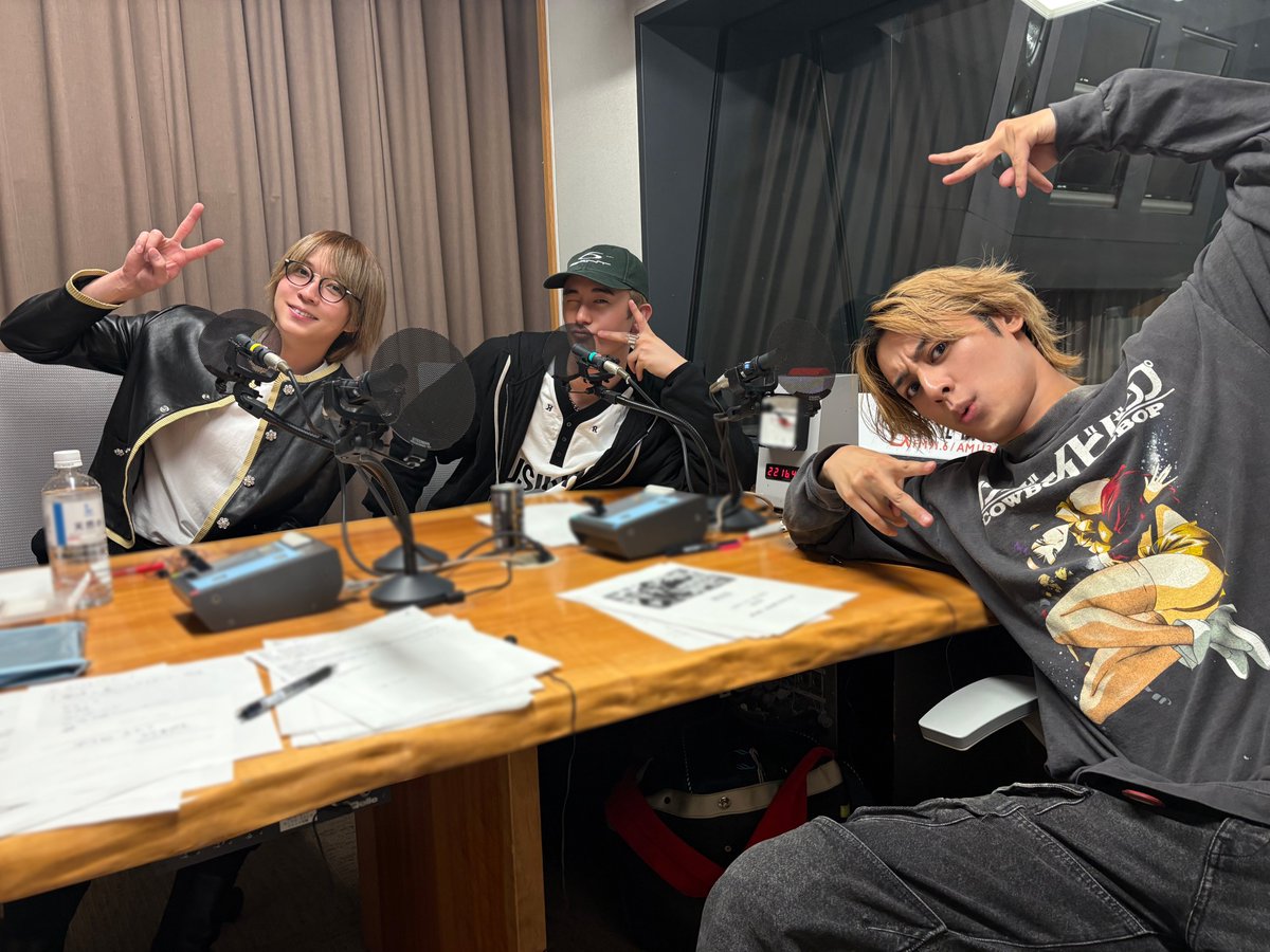 bokura_radio's tweet image. 今夜の #僕らじ もご視聴ありがとうございました！
皆さんの想像する「雷花の森」はどんなところですか？
3人の想像する「雷花の森」もぜひQloveR番組サイトのアーカイブにてご確認ください🏵️アフタートークも配信中です！
番組サイト⇒qlover.jp/bokuradi/…