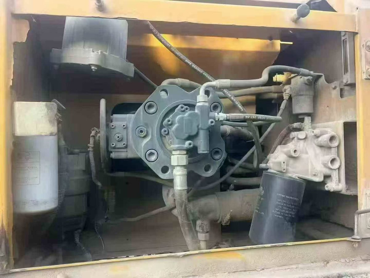 gaoxin992's tweet image. 2019 SANY excavator for sale, Type SY195, in good condition, price 22000 USD China exw
More info:en.dindang168.com/g/102215
#excavator #cranemachine #truckcrane #Sany #2019