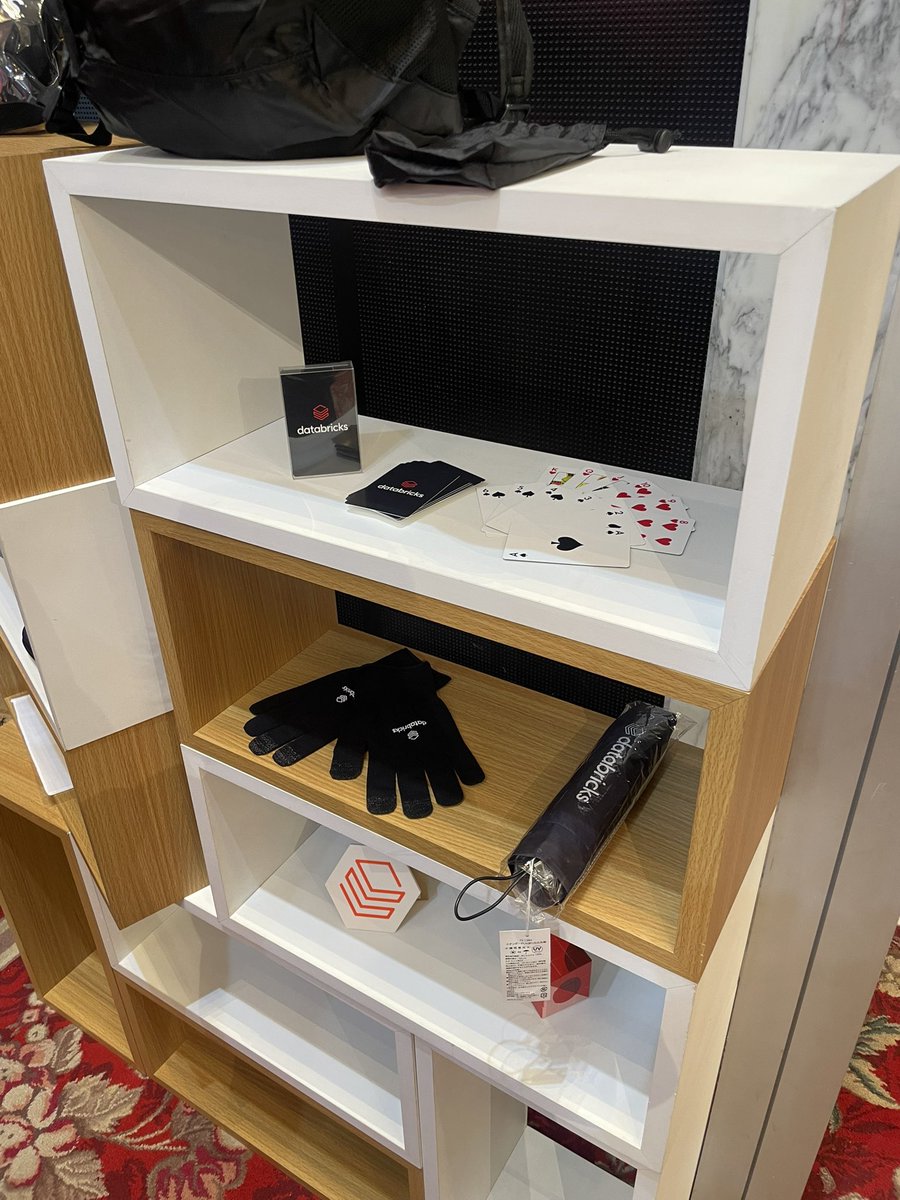 kuwa_tw's tweet image. はい！！！！今年はSwagもいっぱいあるよ！！！ #daiwt_tokyo
 ブース回ってもらおうね！(誰