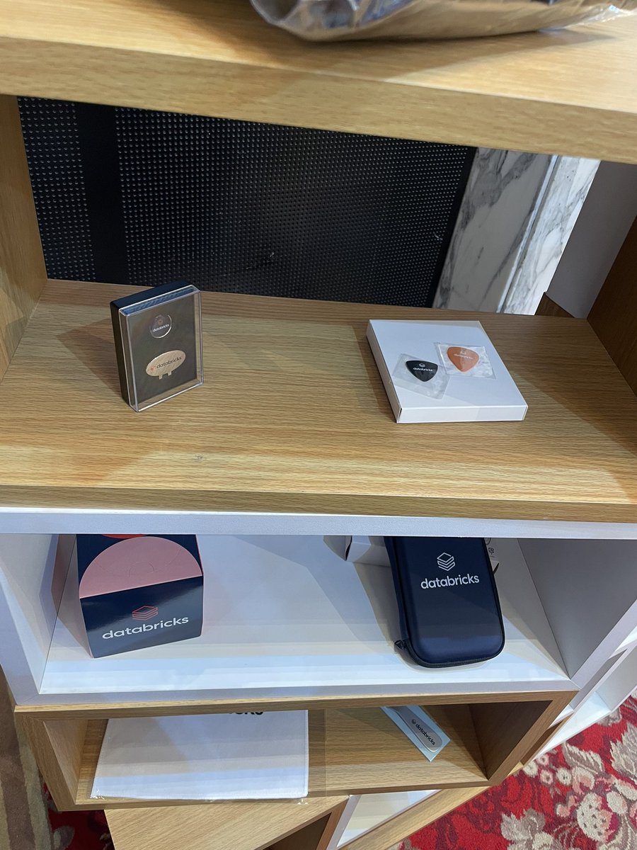 kuwa_tw's tweet image. はい！！！！今年はSwagもいっぱいあるよ！！！ #daiwt_tokyo
 ブース回ってもらおうね！(誰